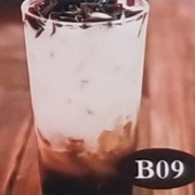 DI B09 Soya Cincau (Ice) 豆漿涼粉